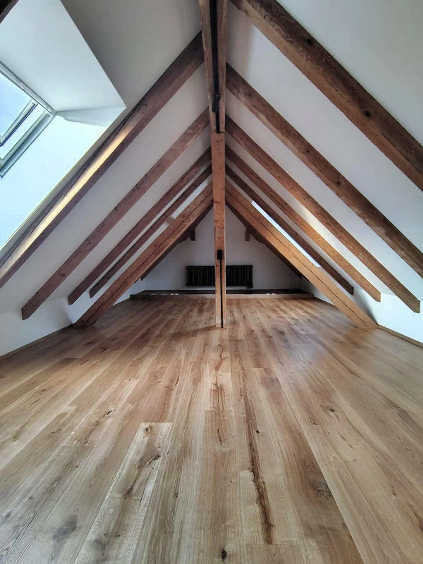 Prima occupazione luminoso attico di 4,5 stanze con balcone e giardino - Foto 6 di 15