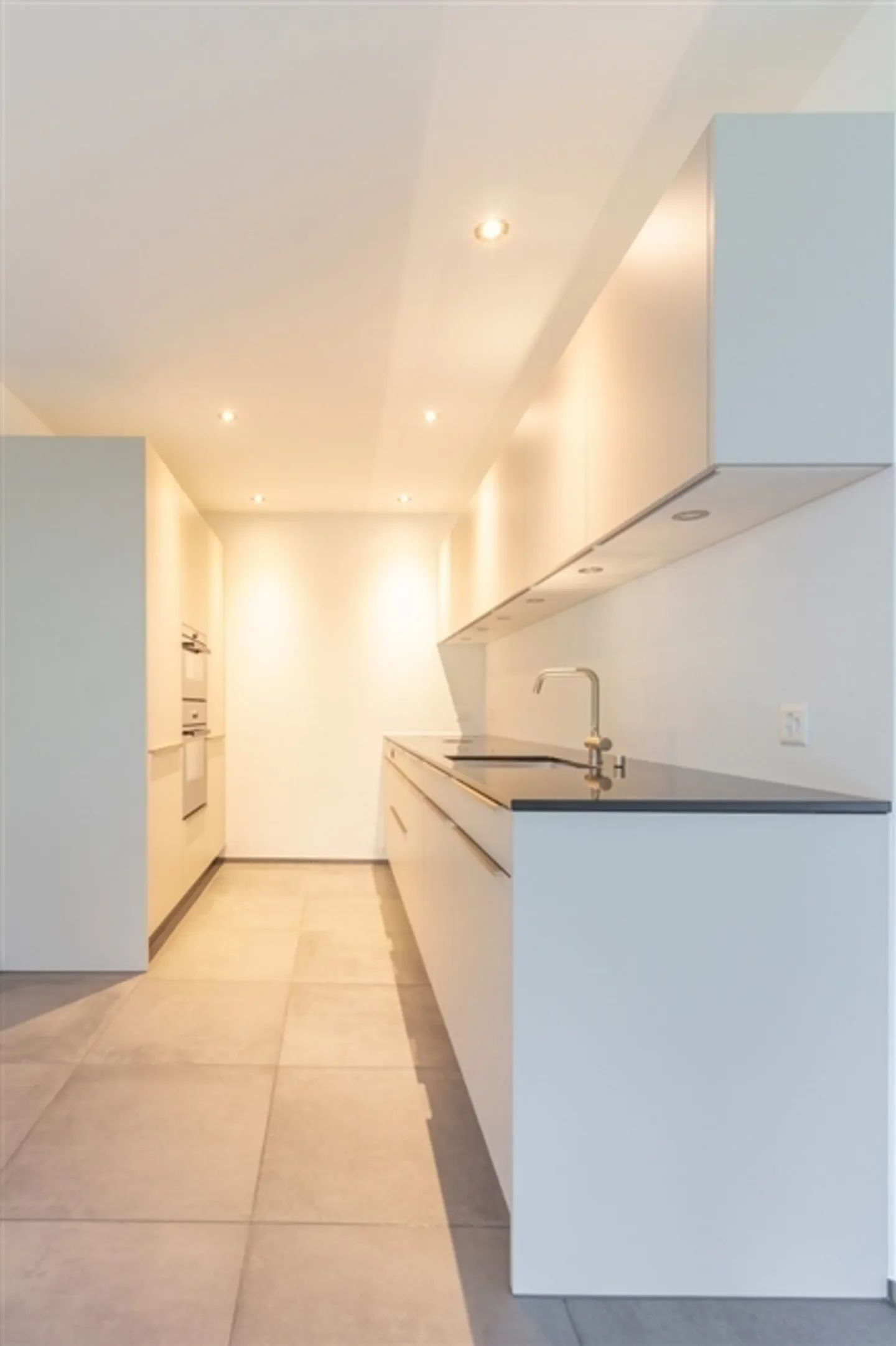 Modern 3.5-room apartment in a quiet environment - Photo 4 of 10