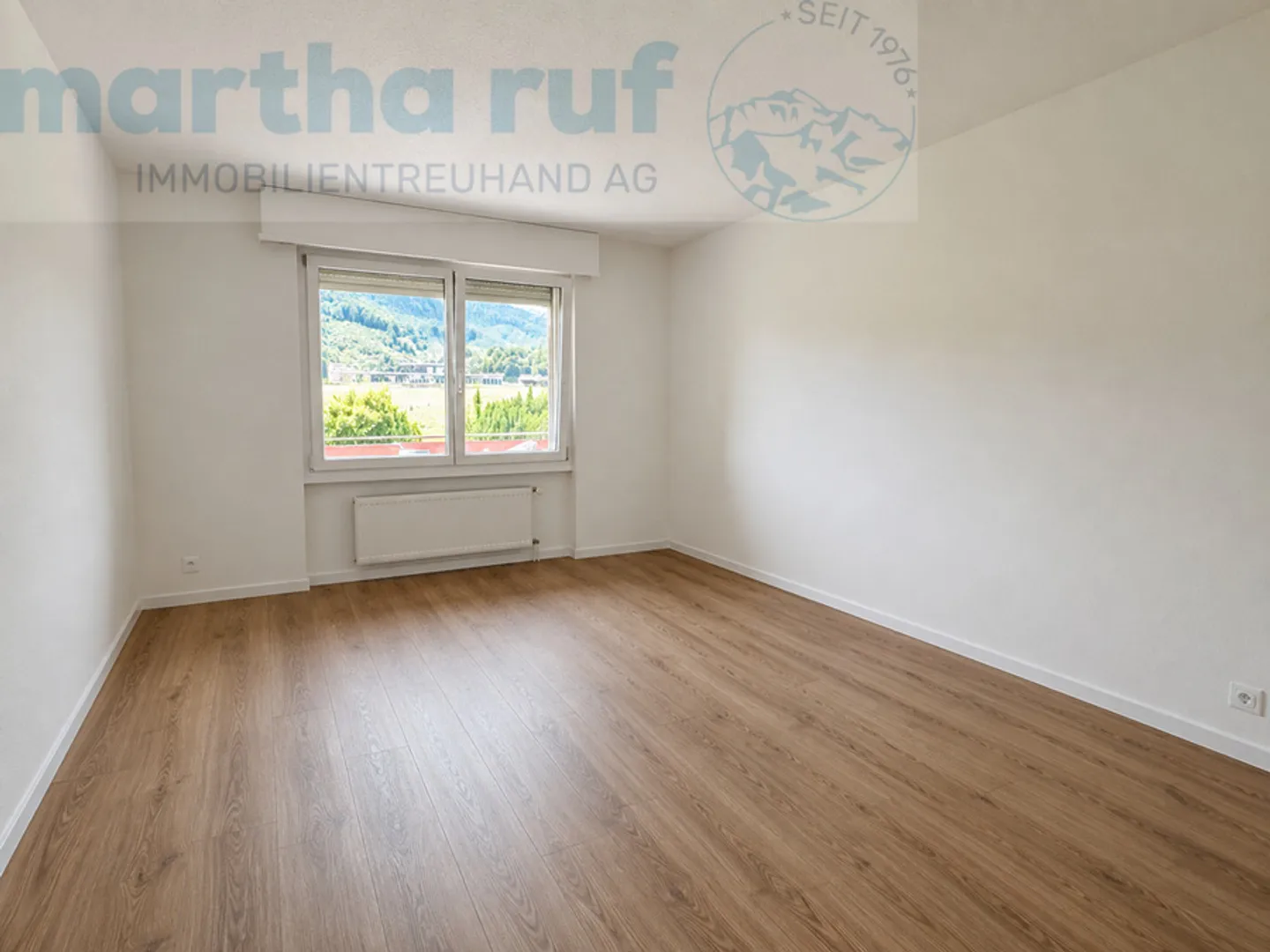 Spacious and bright 3.5-room apartment on the 1st floor. - Photo 6 of 9