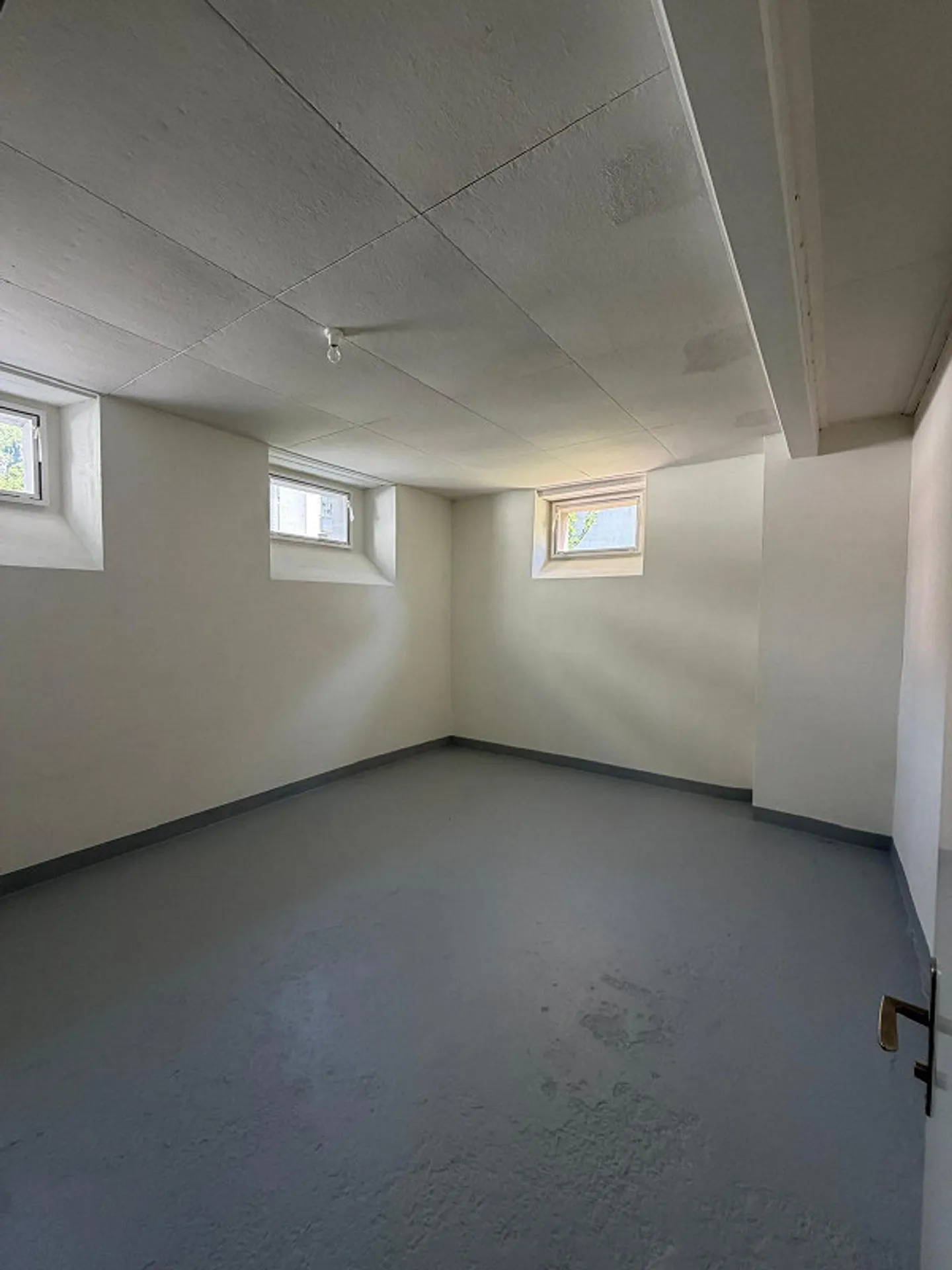 Werkstatt in Netstal - Foto 1 von 6