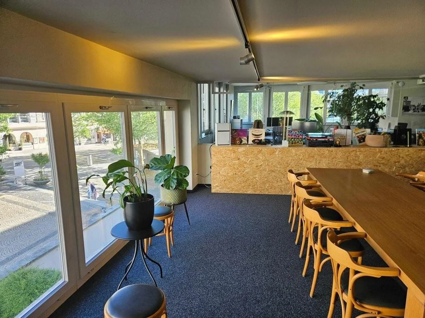 Attractive Office Space in the Market Square - Subtenant Wanted - Photo 6 of 10