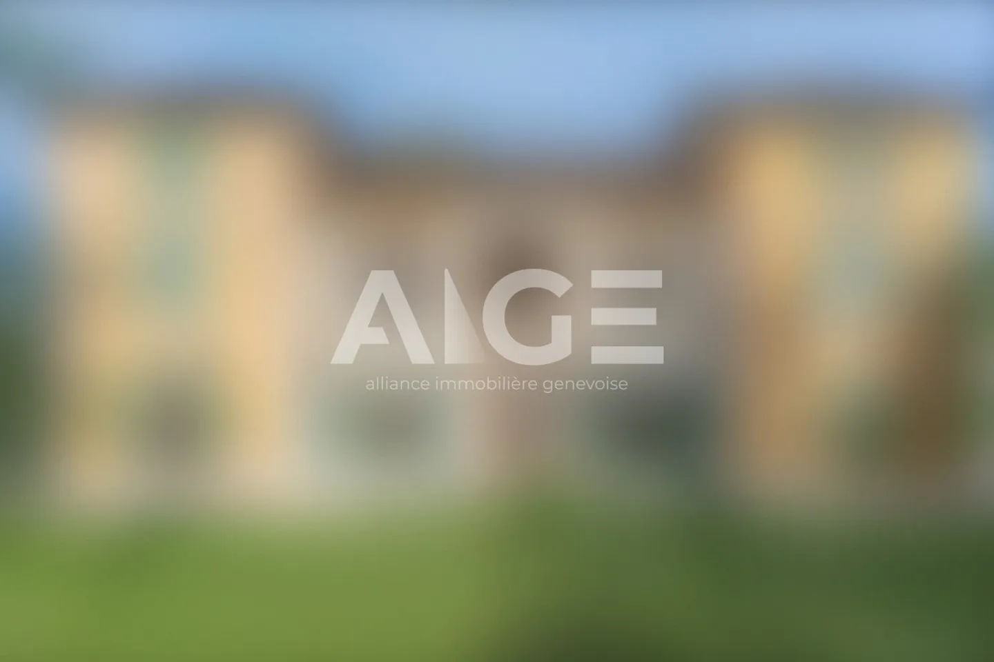 House with 13 rooms - Photo 1 of 1