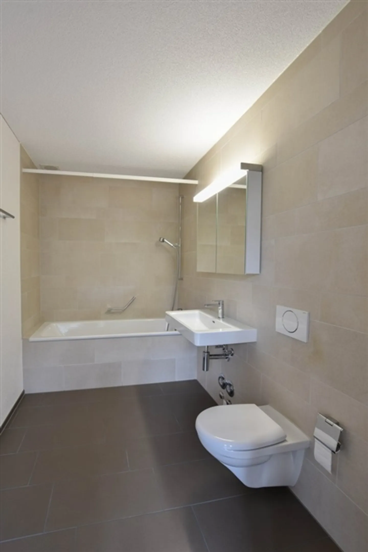 «Moderne 3.5-Zimmerwohnung im Erdgeschoss an zentraler Lage» - Foto 6 von 11