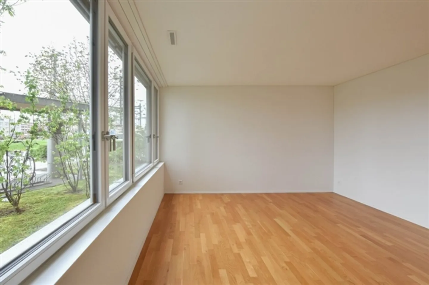 «Moderne 3.5-Zimmerwohnung im Erdgeschoss an zentraler Lage» - Foto 8 von 11