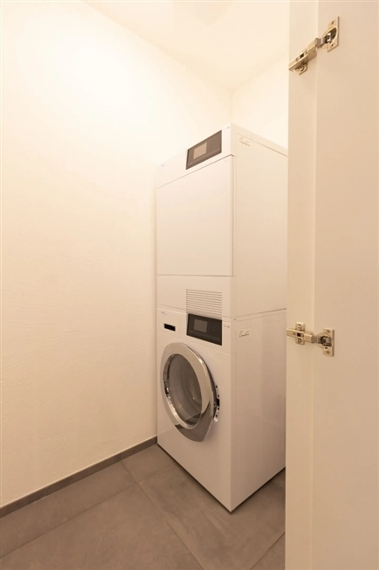 Modern 3.5-room apartment in a quiet environment - Photo 9 of 10