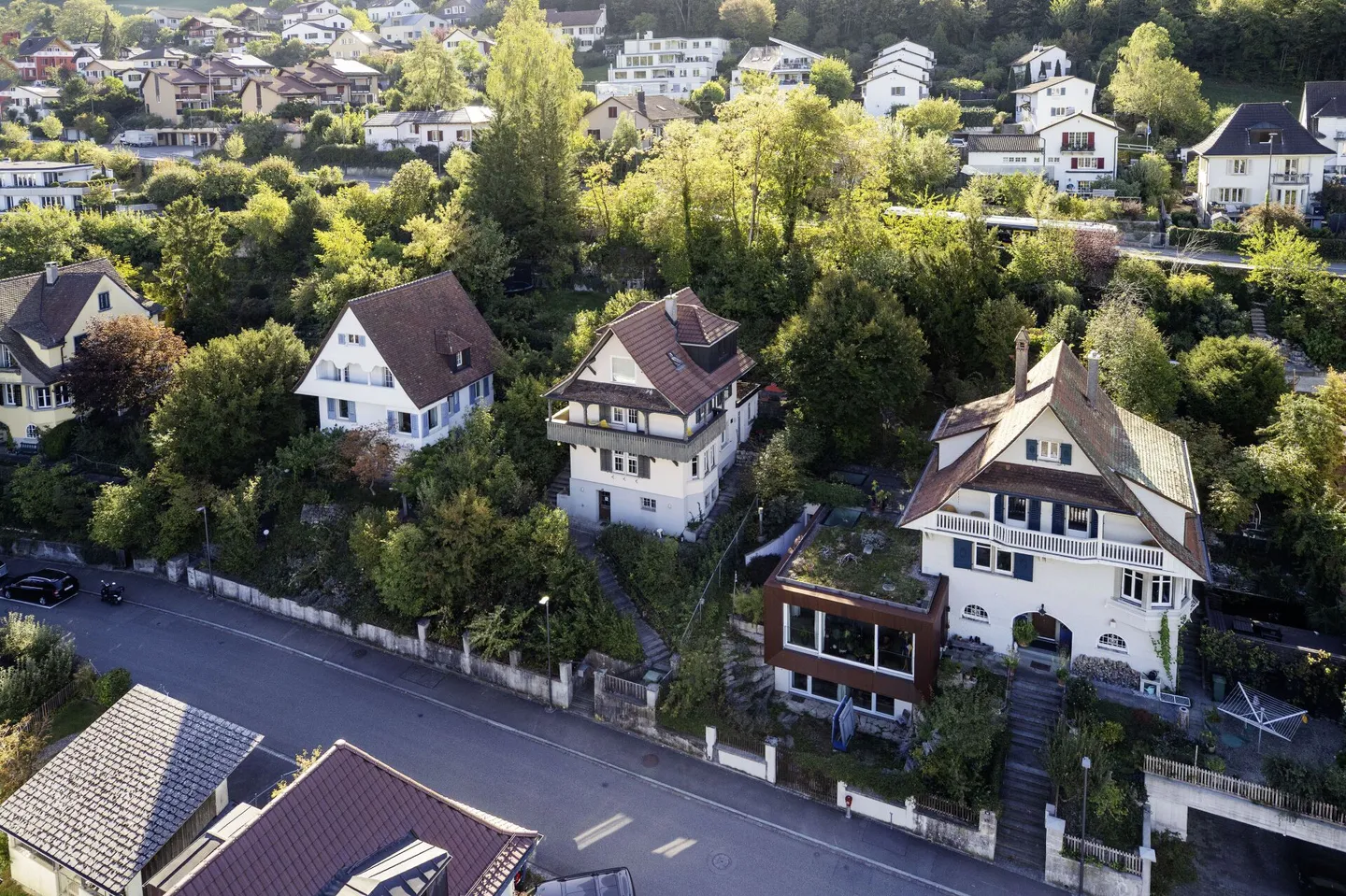 Single-family house with garden and view of the city of Baden - Photo 2 of 9