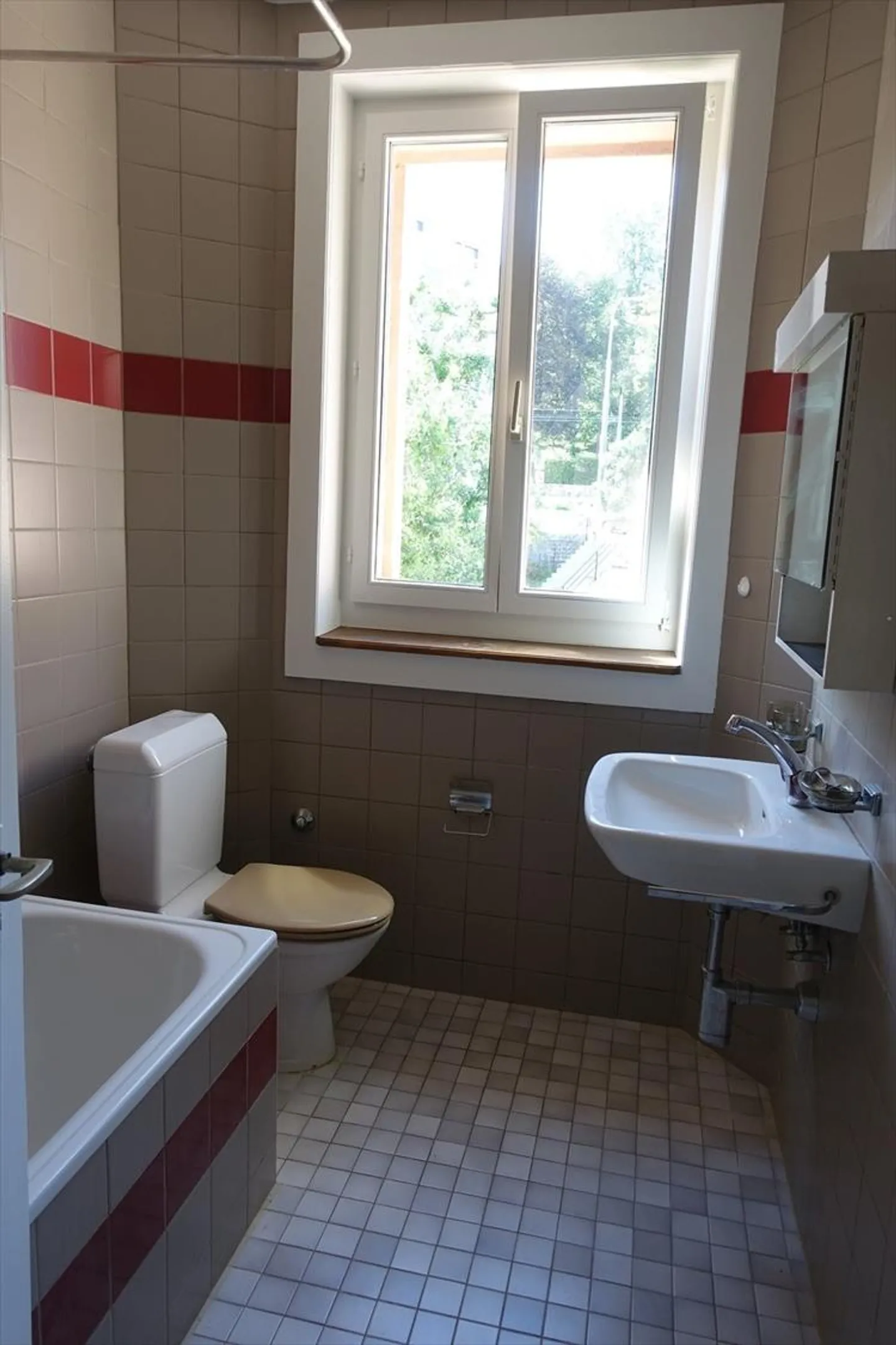 Appartamento di 2 stanze nel centro città - Foto 5 di 8