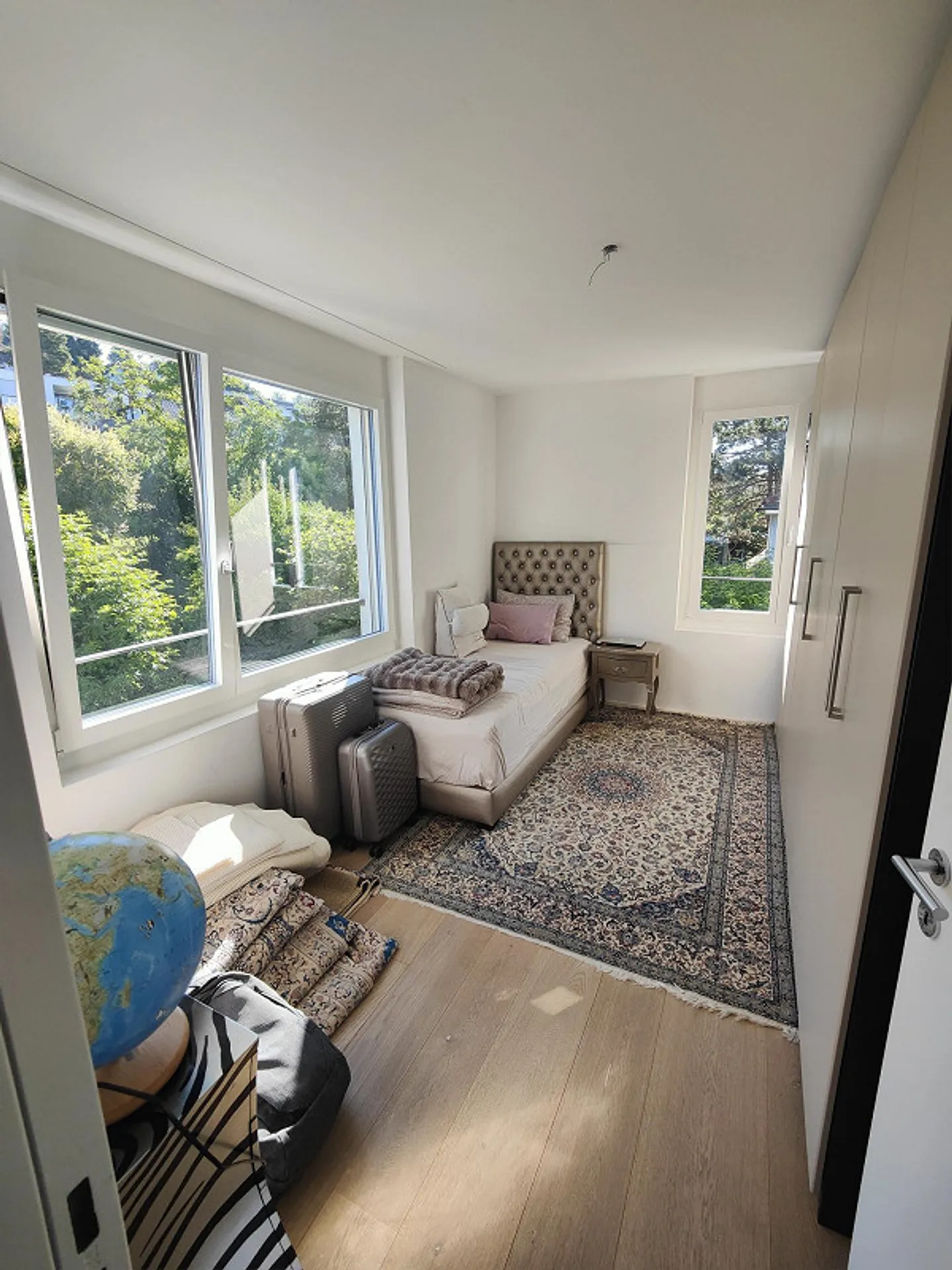 Dreamlike Maisonette Apartment with a View! - Photo 6 of 14