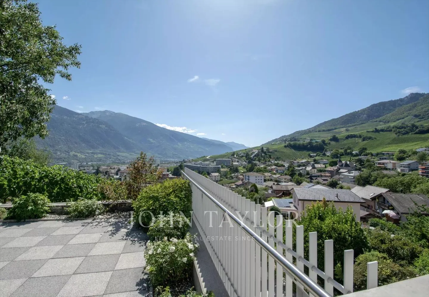 Villa - Sierre - Foto 1 di 11