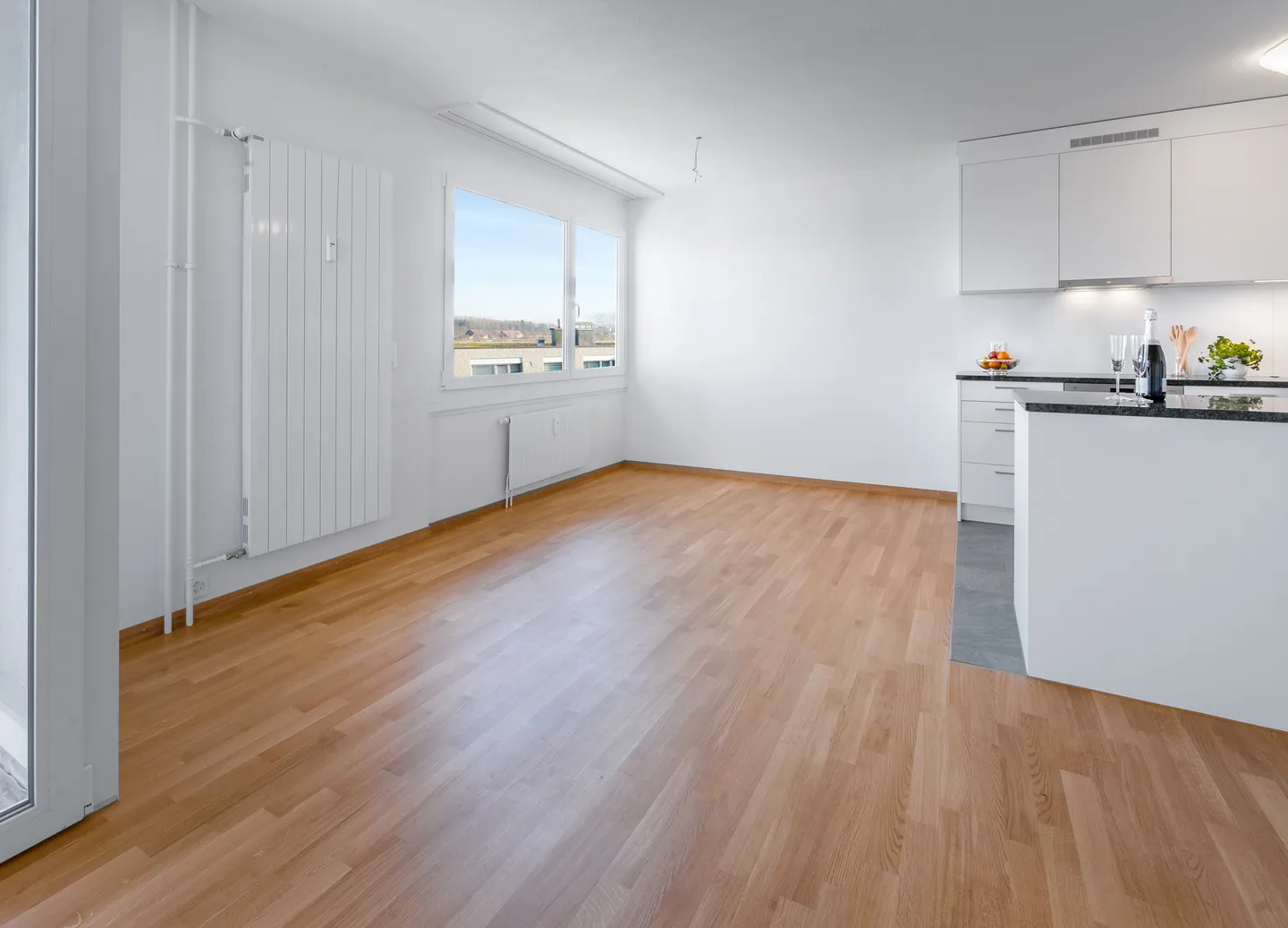 Charming 2.5-Room Apartment - Photo 1 of 5