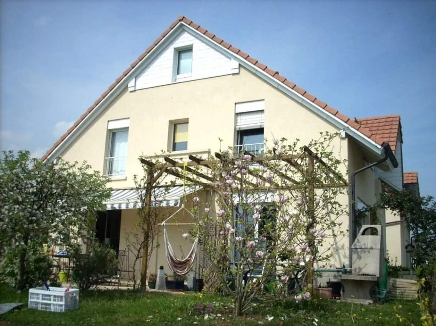 Magnifica villa bifamiliare con piscina - Romanel-sur-Morges - Foto 2 di 13