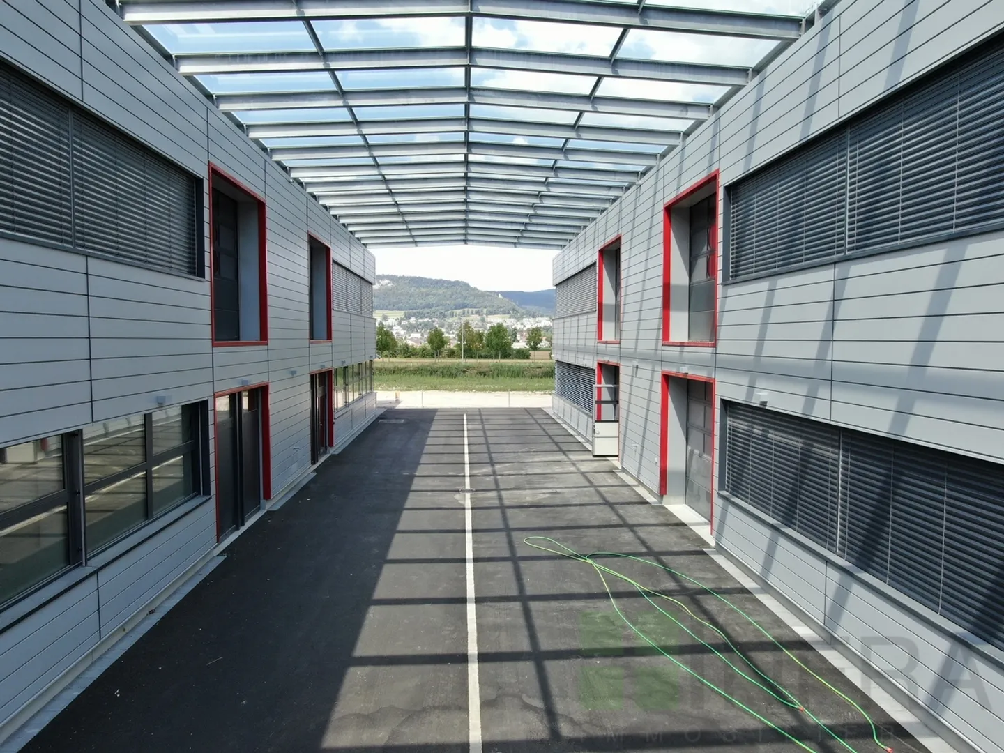 Delémont, Zone Inodel - Gewerbe-/Bürofläche zu vermieten - Foto 8 von 16