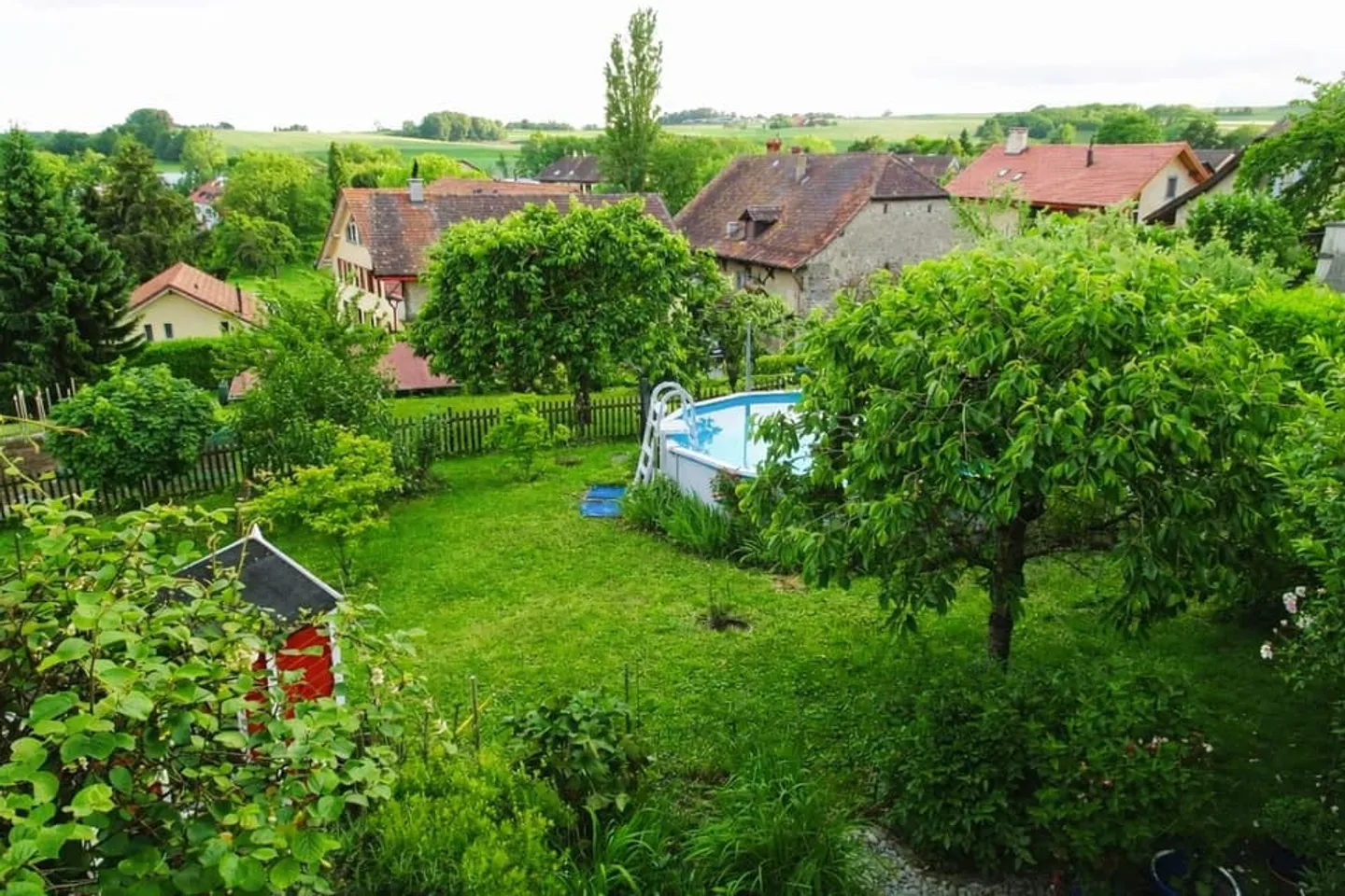 Magnifica villa bifamiliare con piscina - Romanel-sur-Morges - Foto 3 di 13