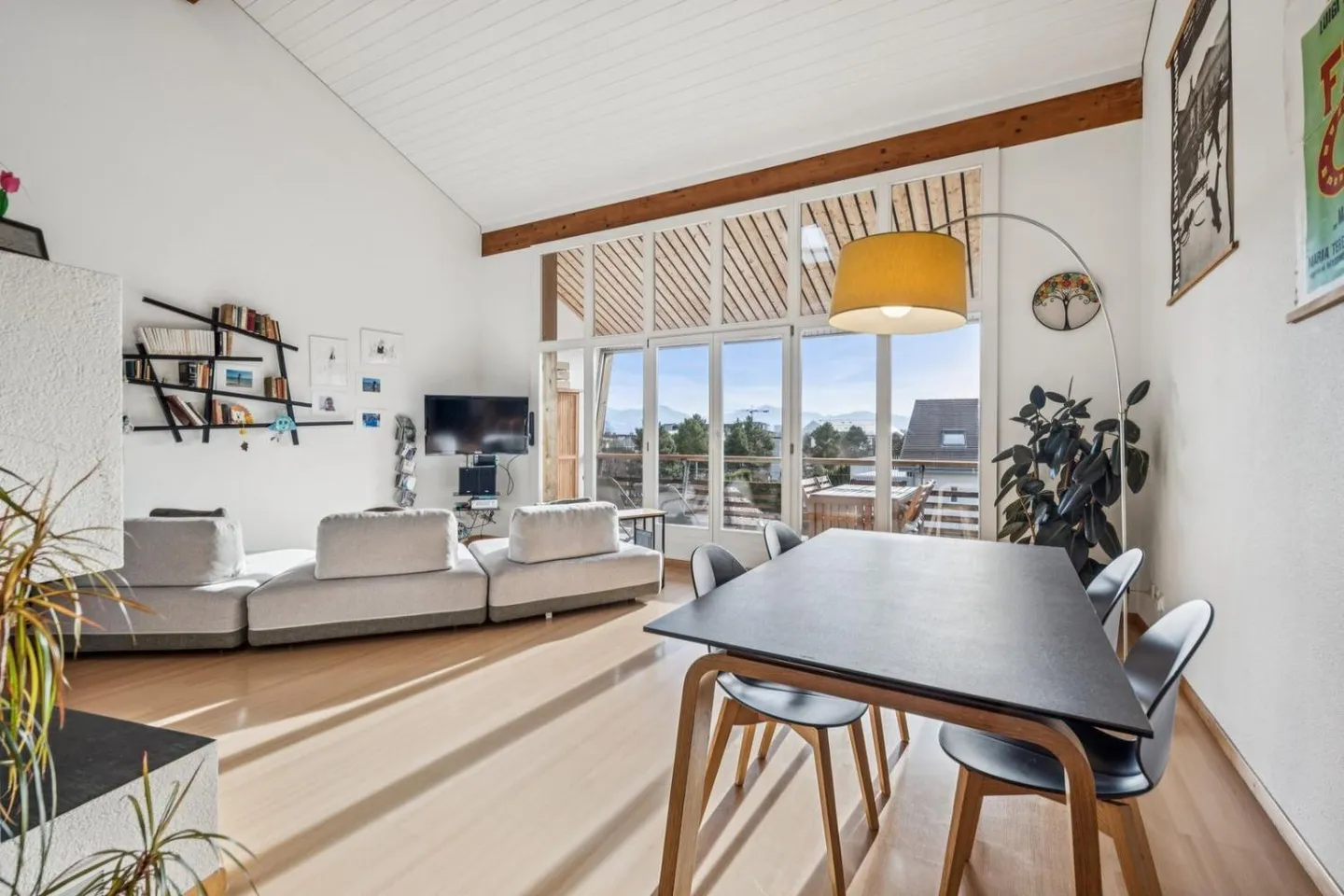 A privileged location, in the heart of Ecublens! - Photo 4 of 10