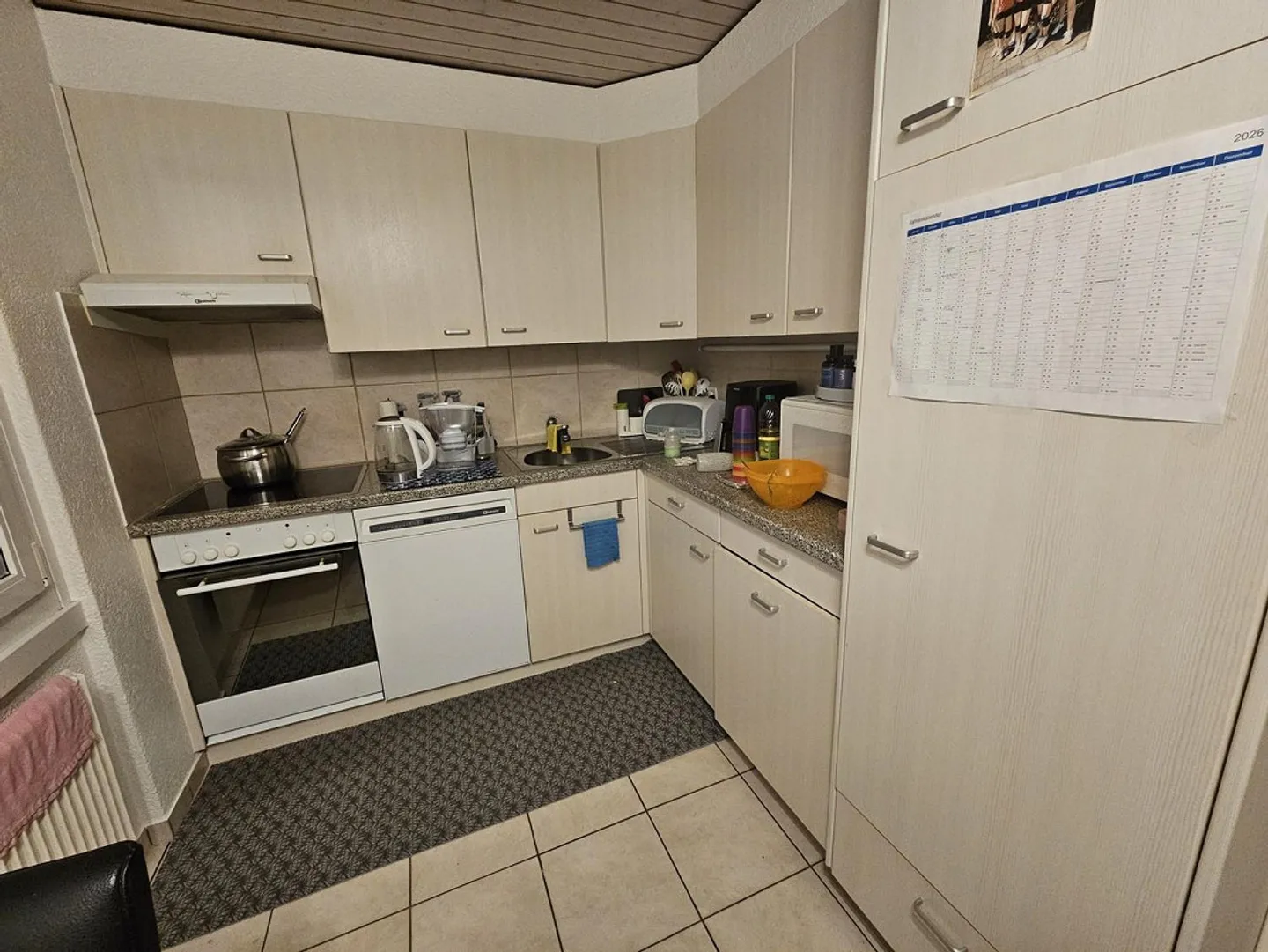 Cozy 4-room apartment for rent in Burgdorf - Photo 2 of 6