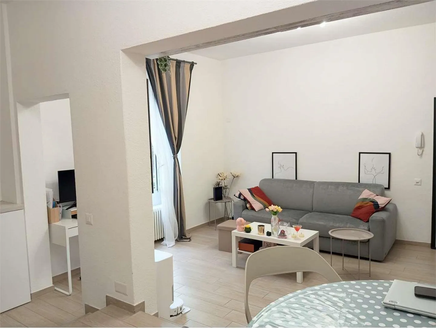 Appartamento elegante completamente arredato nel cuore del centro storico - Foto 4 di 11