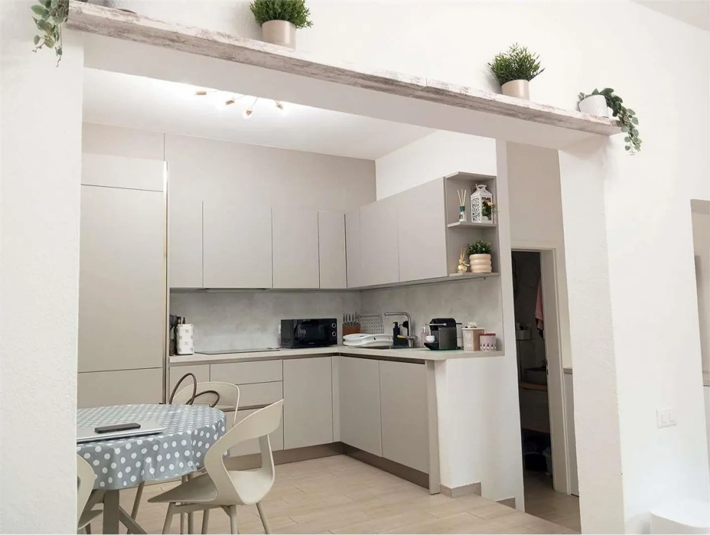 Appartamento elegante completamente arredato nel cuore del centro storico - Foto 7 di 11