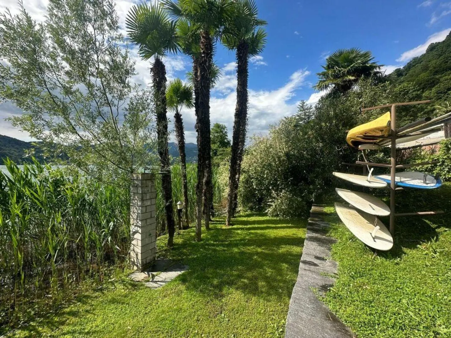 BARBENGO · ELEGANT 3.5 ROOMS · DIRECT ACCESS TO THE LAKE · SECOND RESIDENCE - Photo 11 of 13