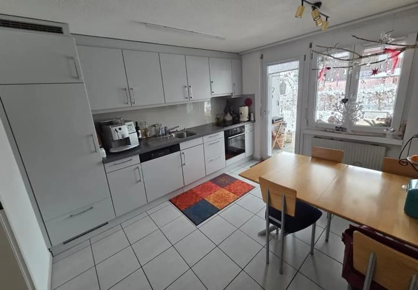 Helle 5.5-Zimmer Wohnung - Foto 3 von 5