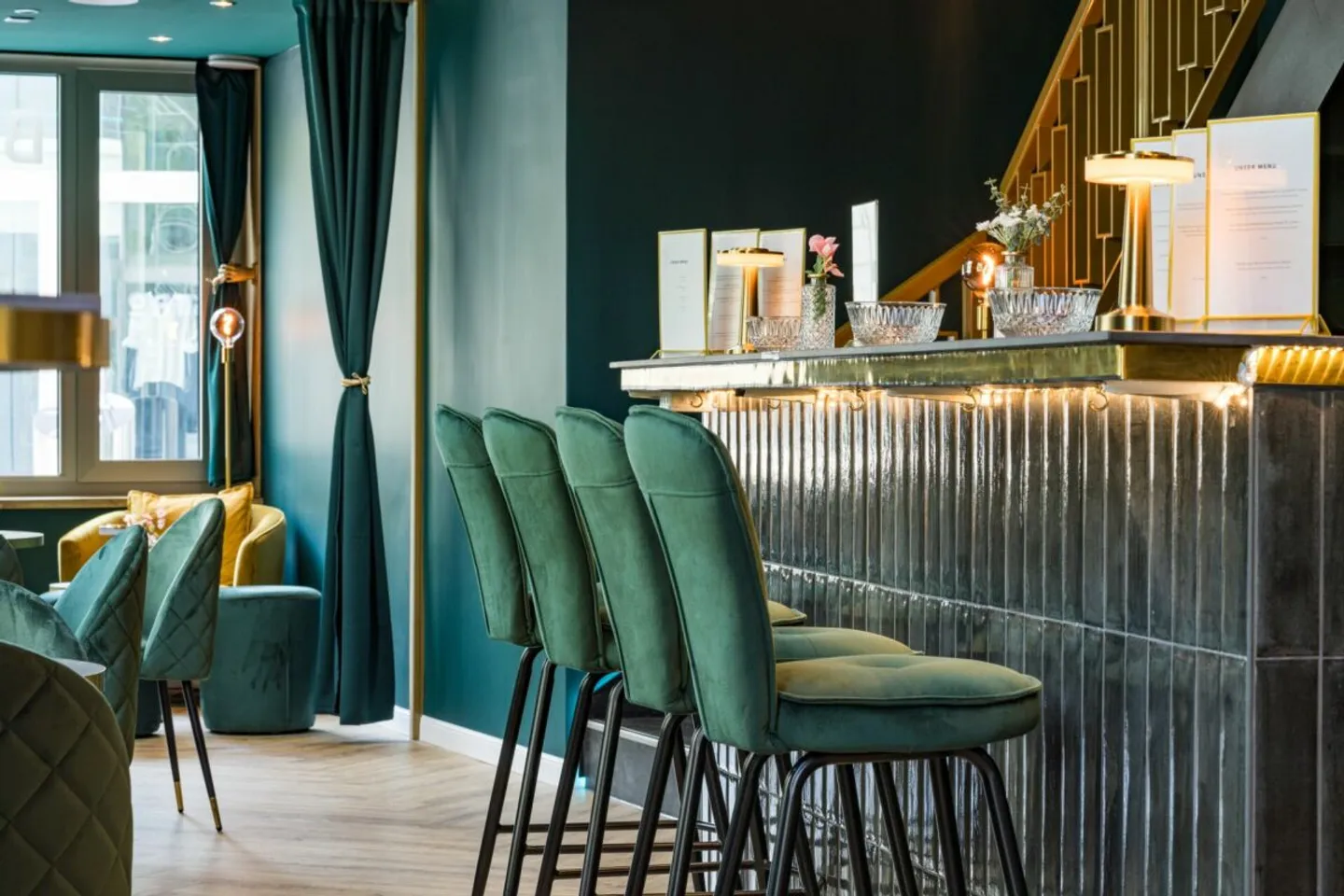 Commercial for sale - Photo 3 of 8