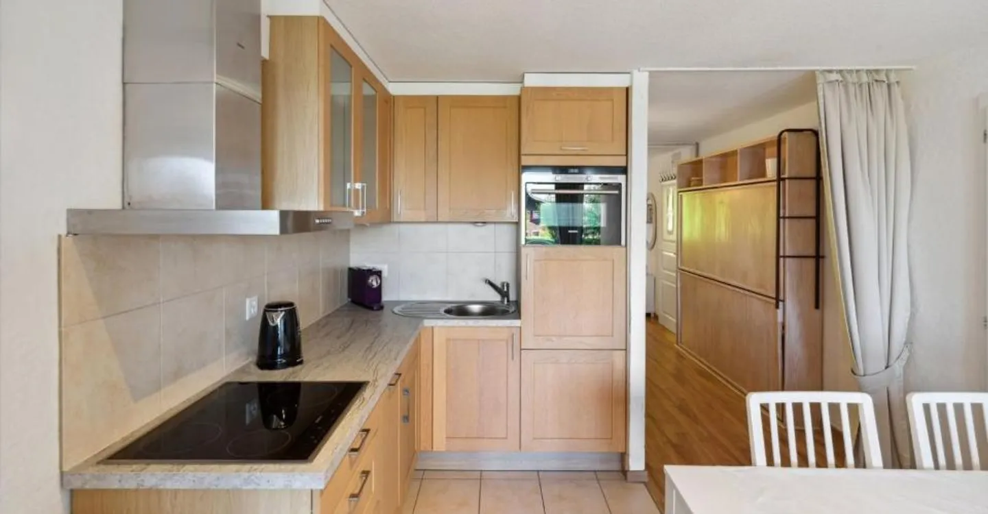 Appartement rénové avec piscine - Photo 4 sur 12