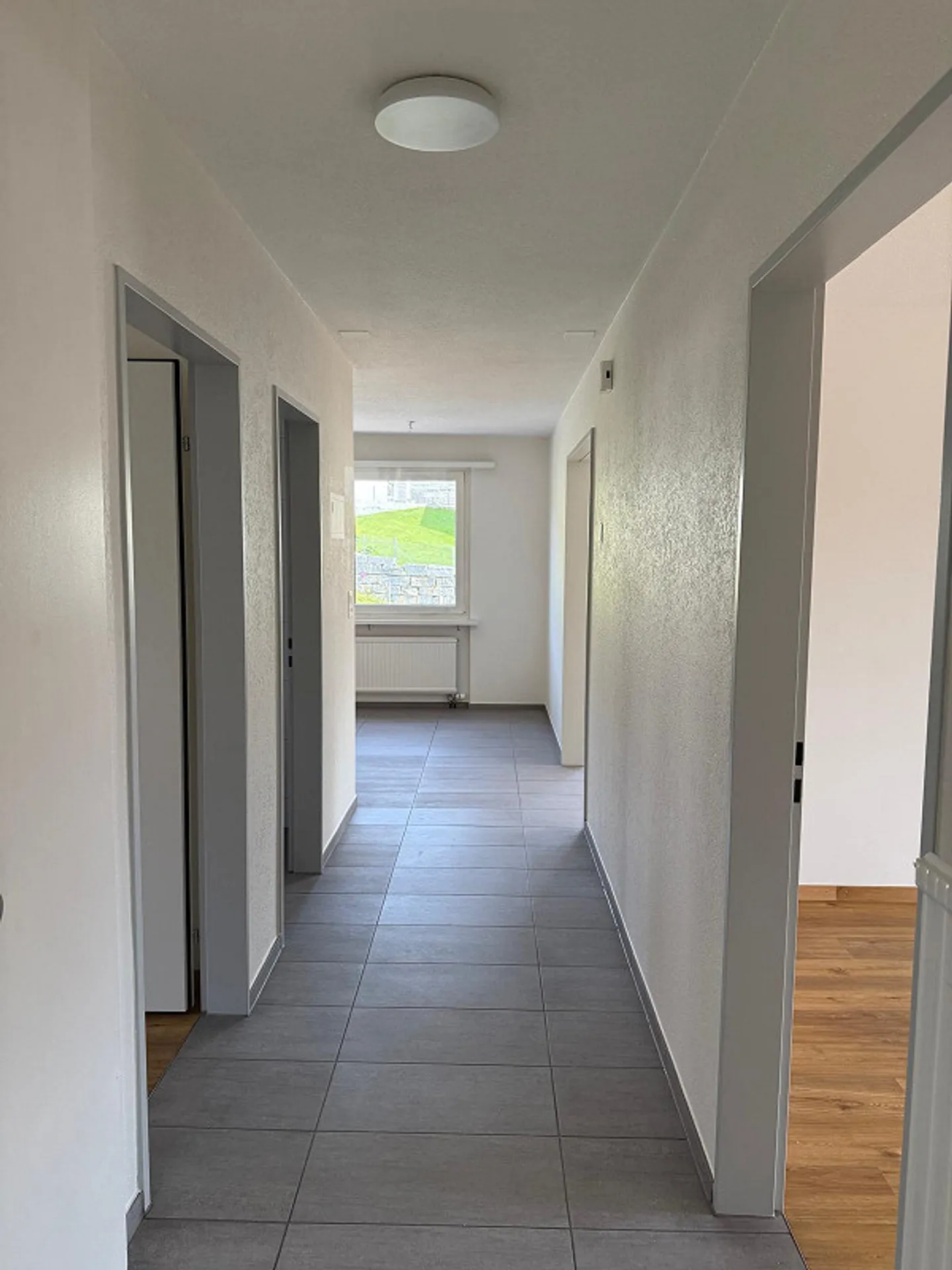 Helle 4.5 Zimmer Wohnung - Foto 6 von 11