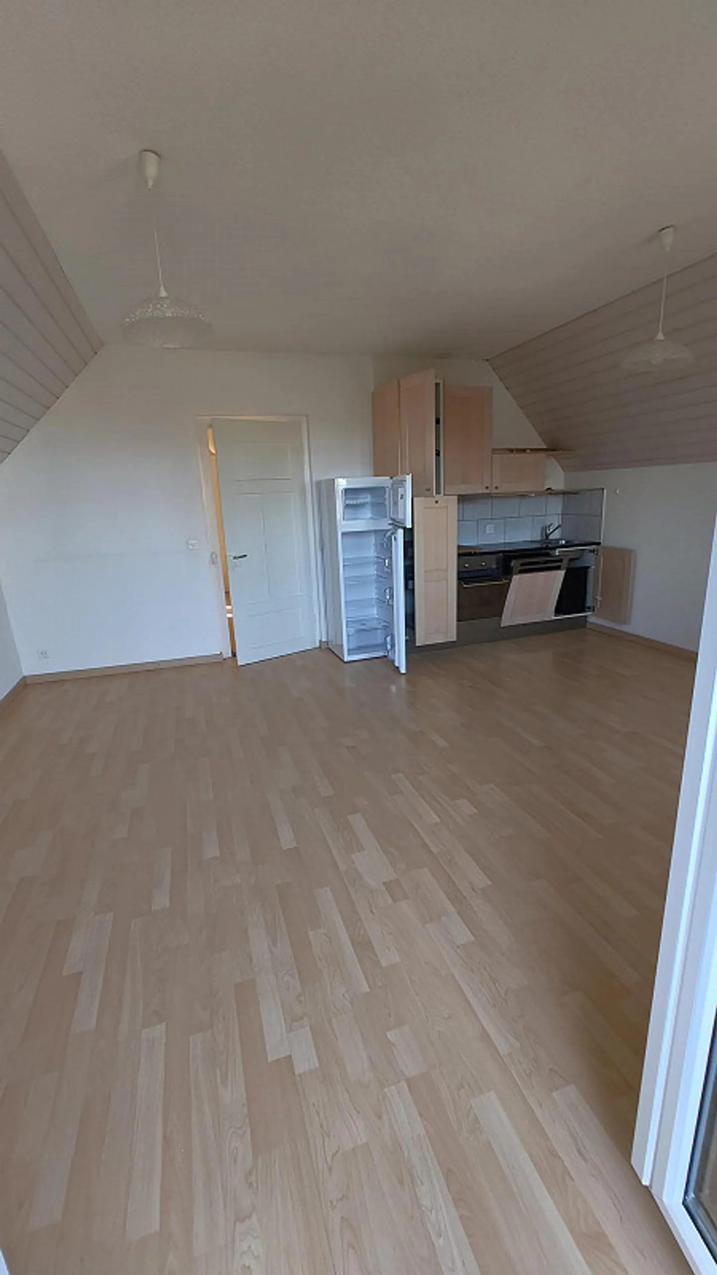 3-room apartment in the center - Photo 3 of 14