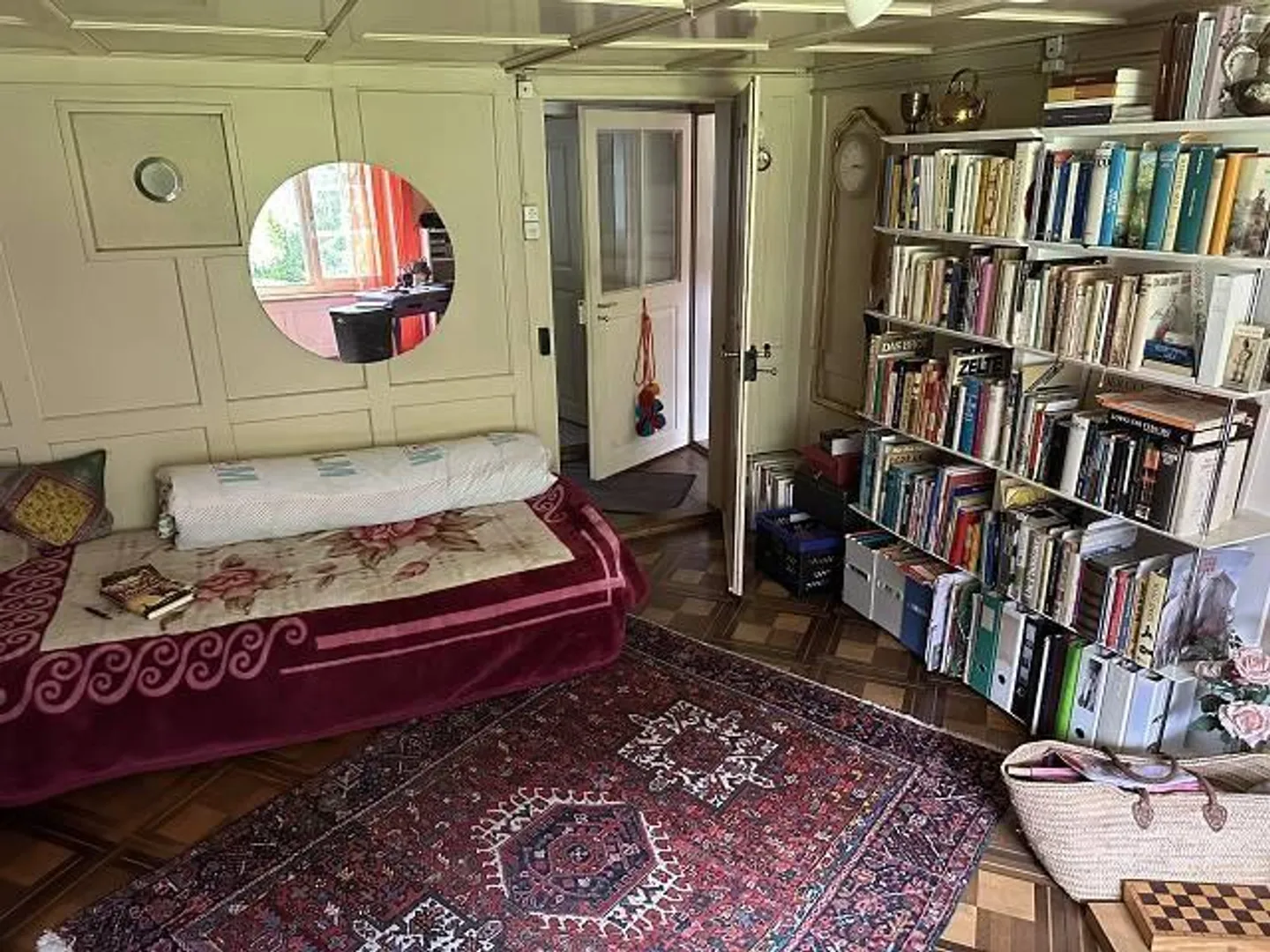 «7-Zimmer-Einfamilienhaus an sehr ruhiger, sonniger Aussichtslage mit kleinem Garten» - Foto 5 von 37