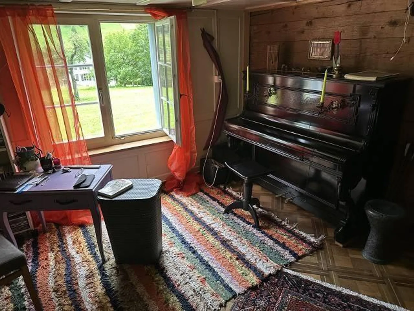 «7-Zimmer-Einfamilienhaus an sehr ruhiger, sonniger Aussichtslage mit kleinem Garten» - Foto 6 von 37