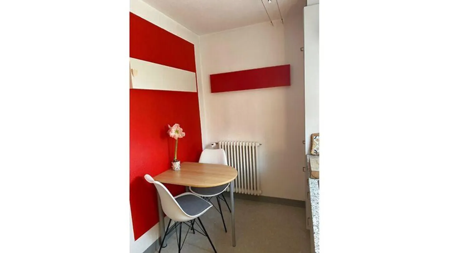 APPARTEMENT 3½ PIÈCES À PFÄFFIKON (ZH), MEUBLÉ, TEMPORAIRE - Photo 4 sur 10