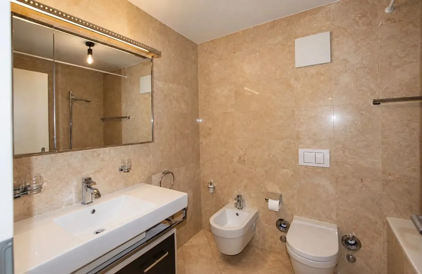 Charmant appartement 2.5 pièces - Photo 8 sur 8