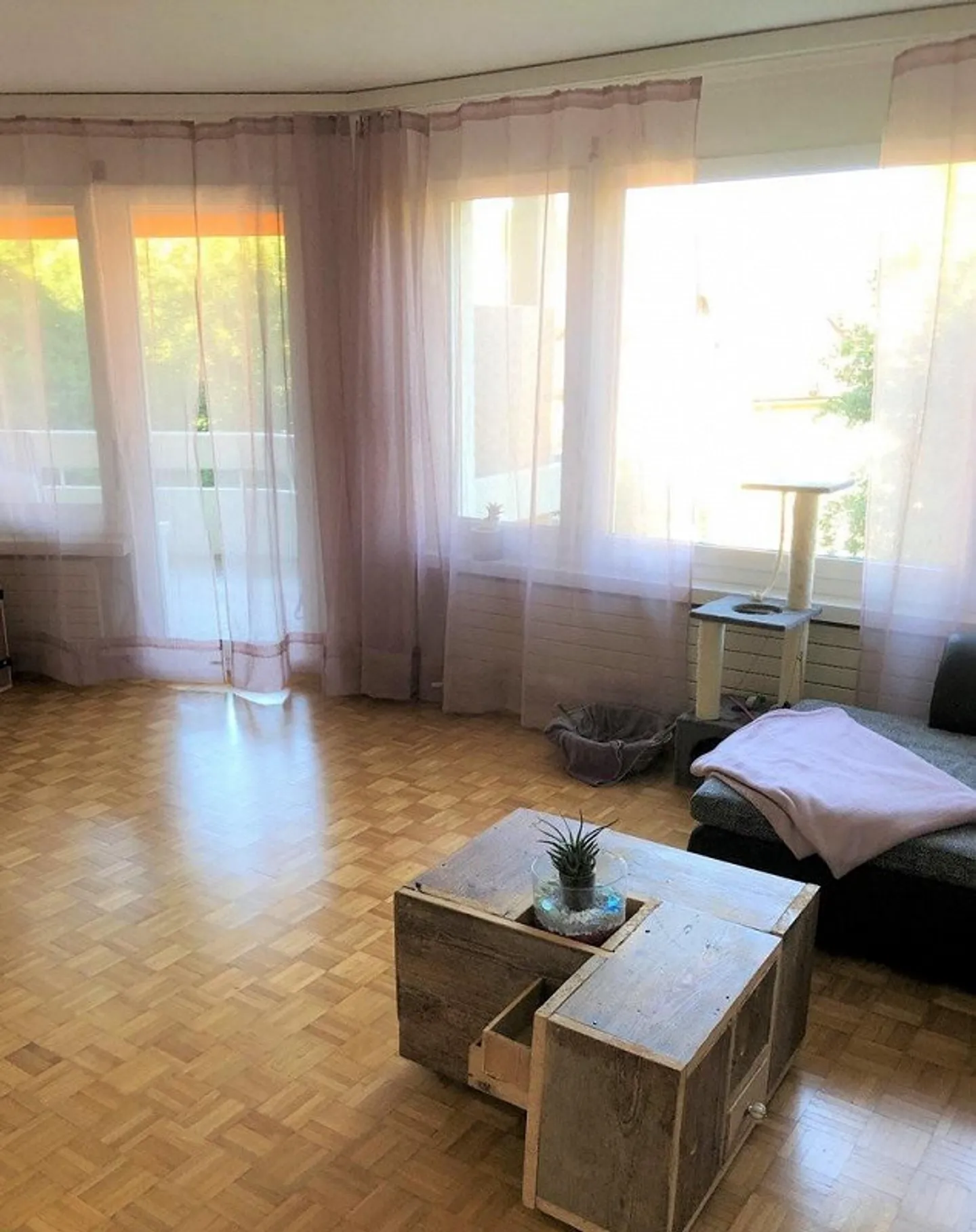 Charmant appartement 2.5 pièces - Photo 2 sur 6