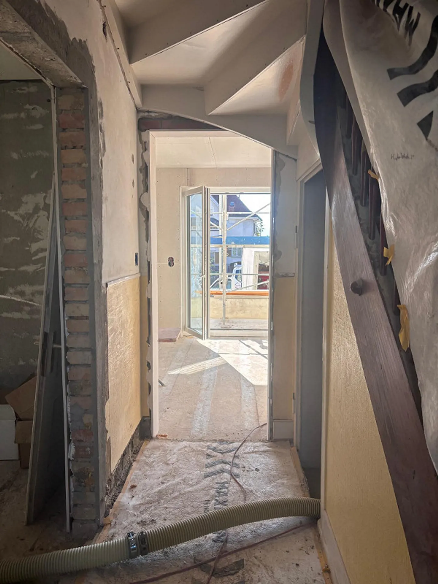 Living like in ownership: two halves of a house in a cooperative environment - Photo 2 of 13