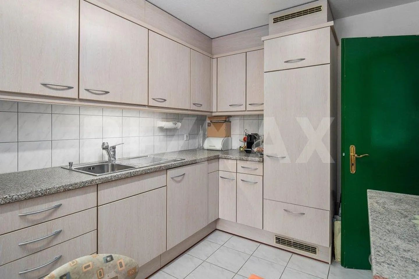 Appartement 3 pièces avec vue sur le lac et balcon - Photo 2 sur 13