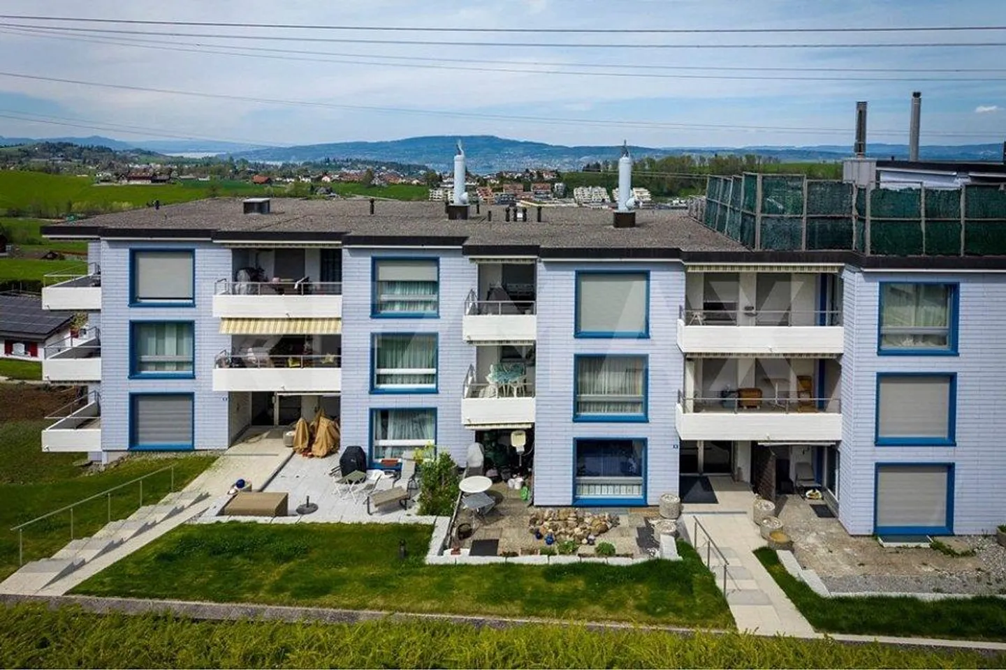 Appartement 3 pièces avec vue sur le lac et balcon - Photo 12 sur 13
