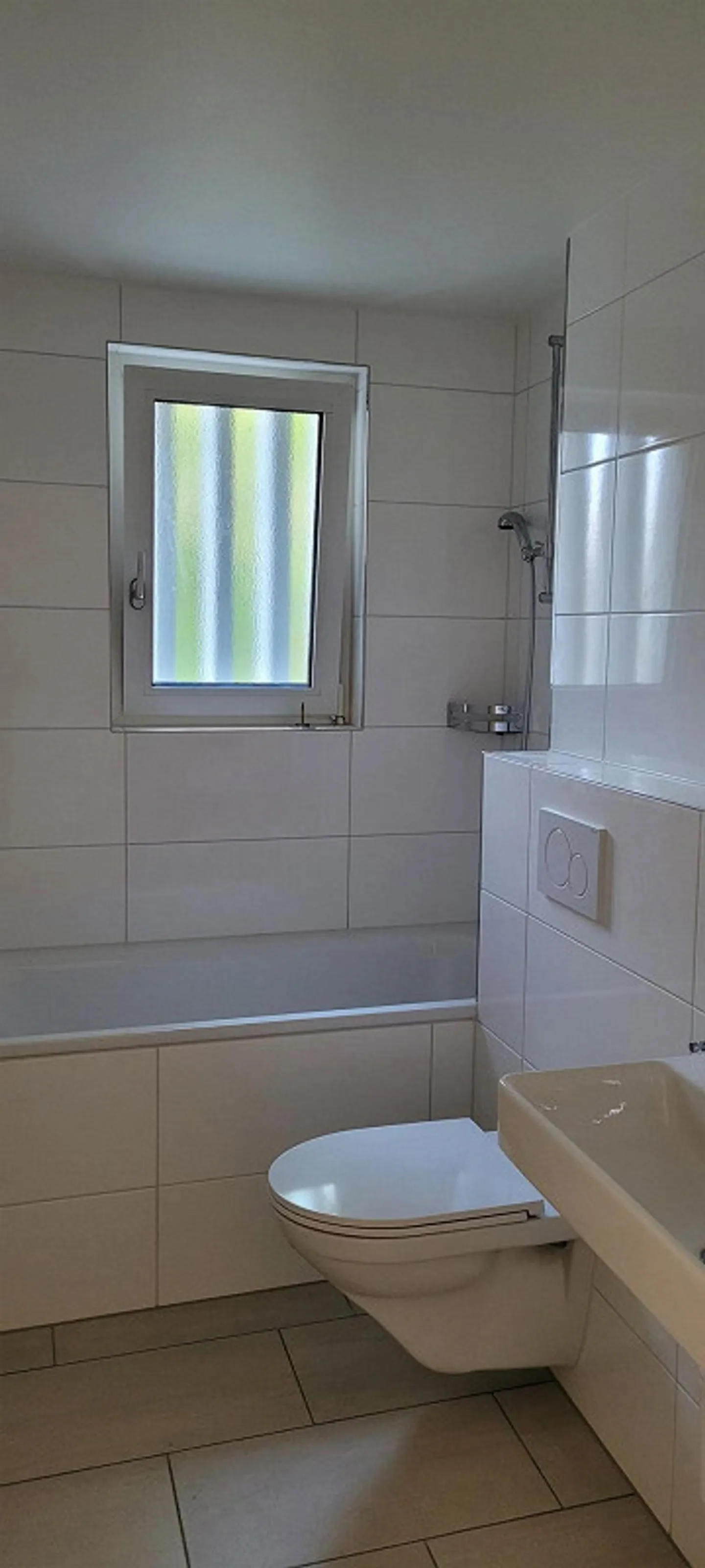 Totalsanierte 3-Z'Wohnung plus Mansarde im DG - Photo 4 of 10