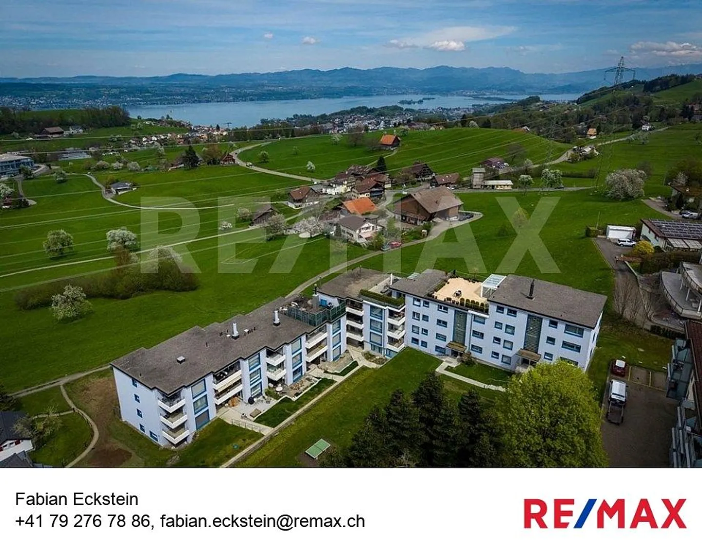 Appartement 3 pièces avec vue sur le lac et balcon - Photo 1 sur 13