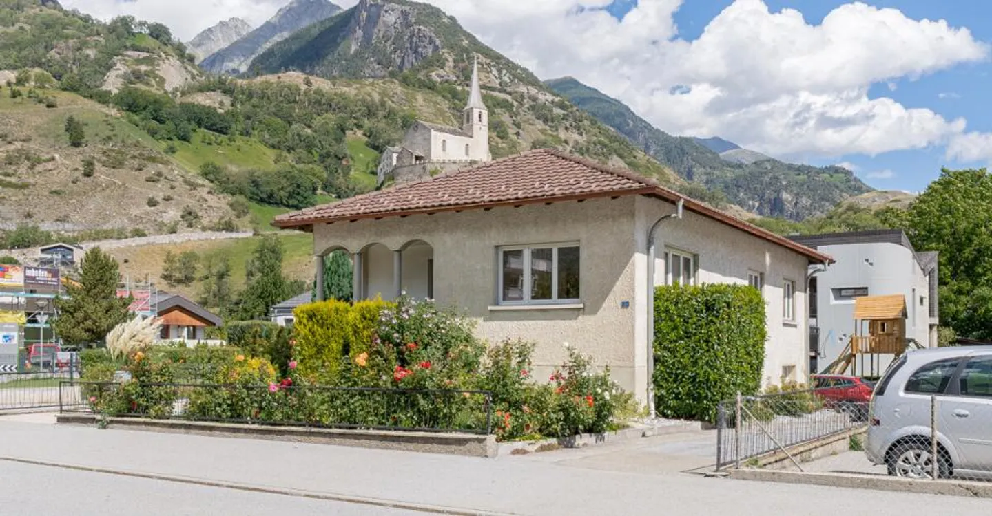 Inviting Single-Family Home in the Center of Raron - Photo 1 of 12