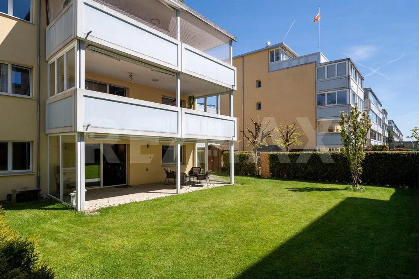 Appartement de jardin exclusif : élégance et confort ! - Photo 1 sur 13