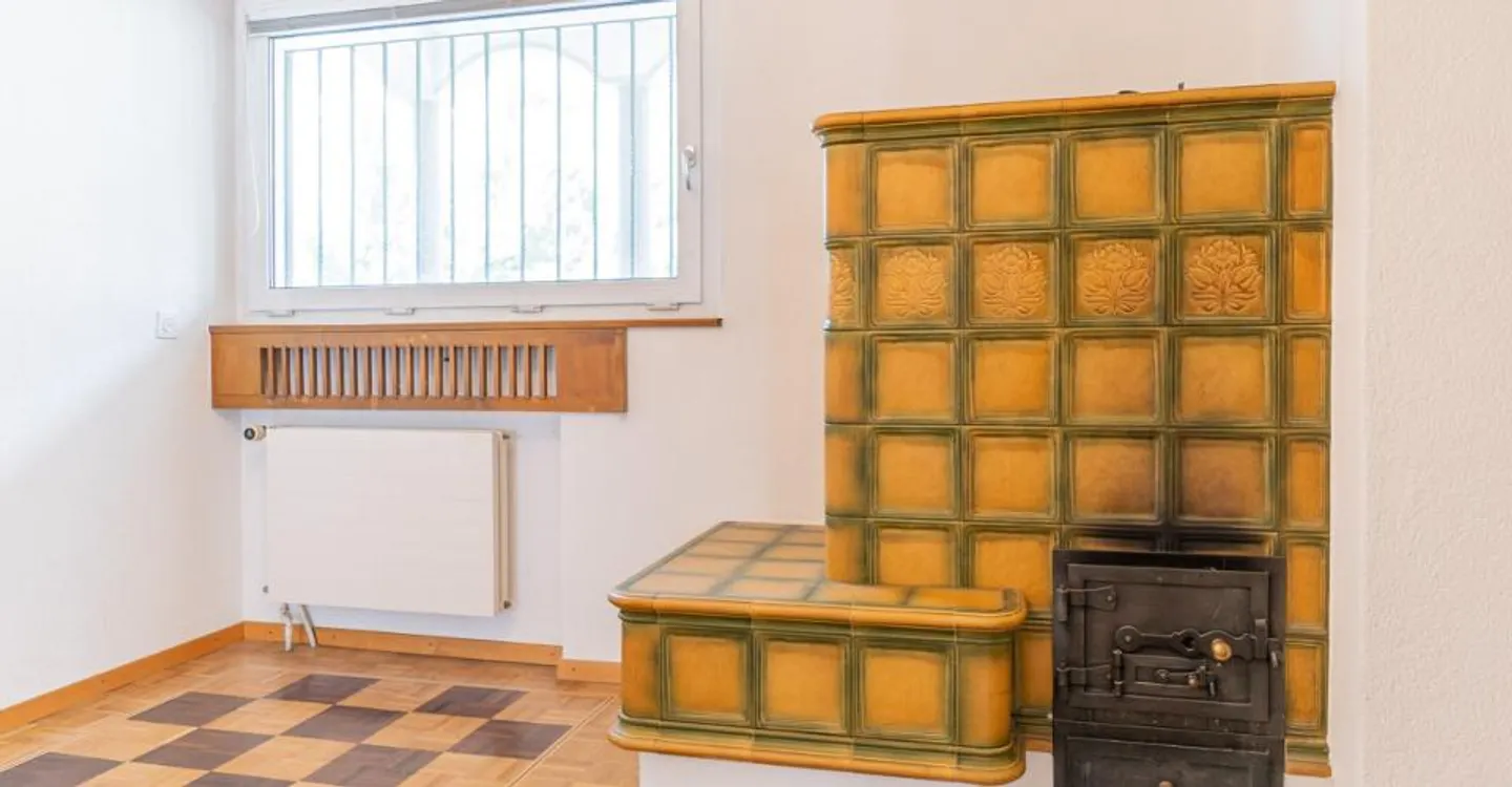 Inviting Single-Family Home in the Center of Raron - Photo 8 of 12