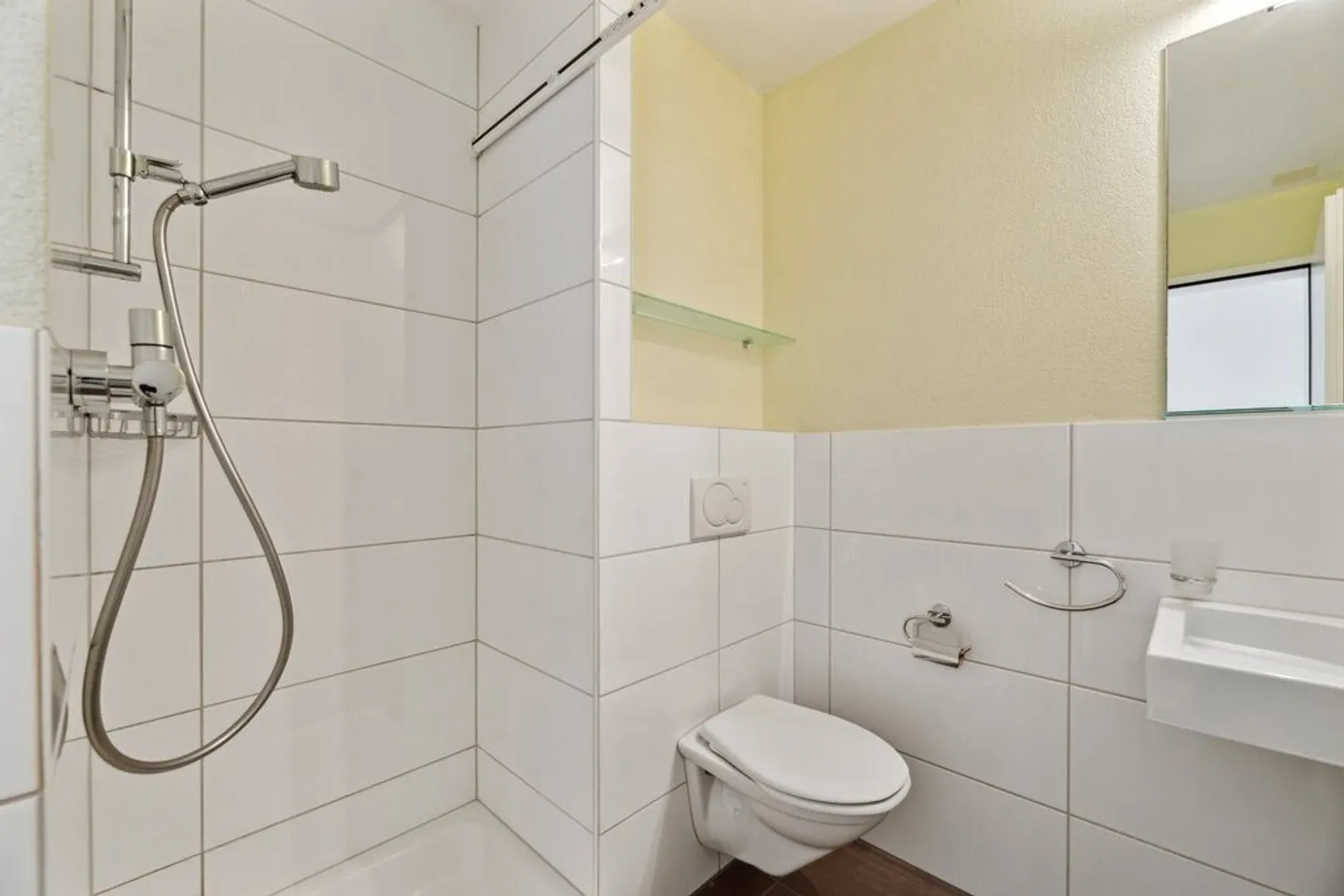 Maison avec Confort Familial : Vivre sur Deux Niveaux - Photo 8 sur 9