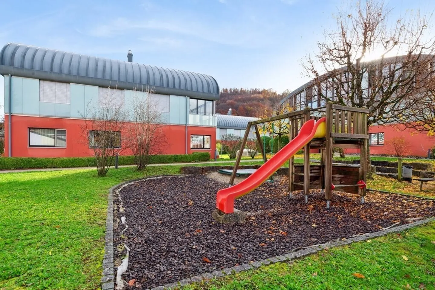 Maison avec Confort Familial : Vivre sur Deux Niveaux - Photo 9 sur 9