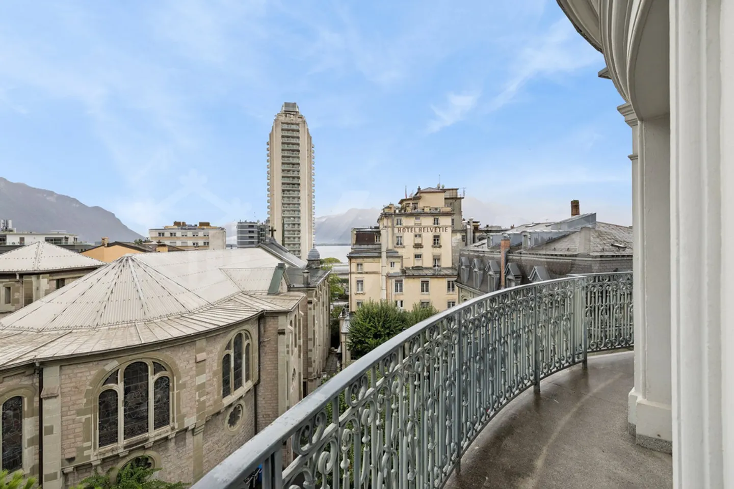 Magnificent 5-room apartment renovated in the heart of Montreux - Photo 9 of 10