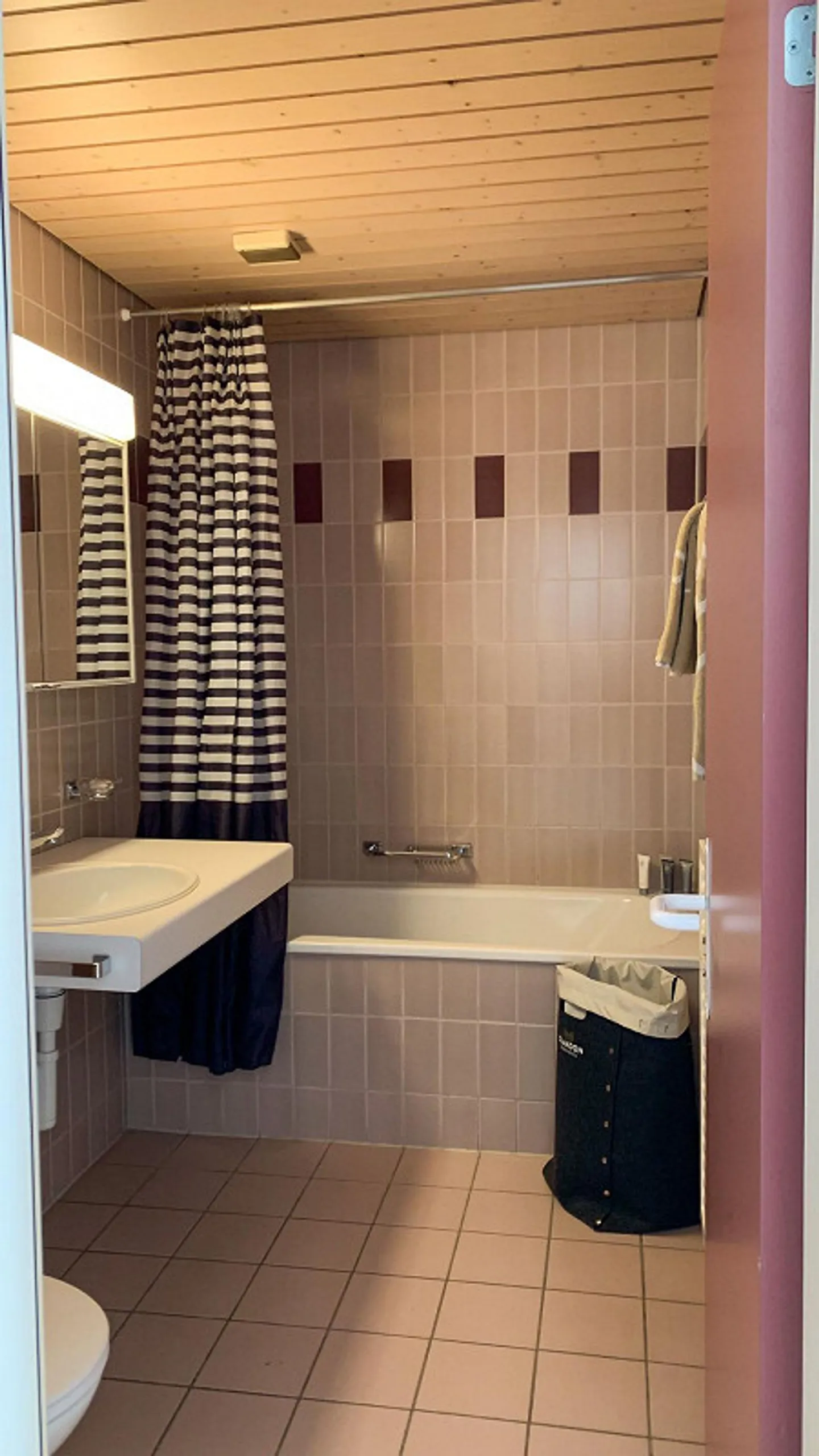 Appartement meublé 2,5 pièces avec service - Wabern près de Berne - Photo 6 sur 10