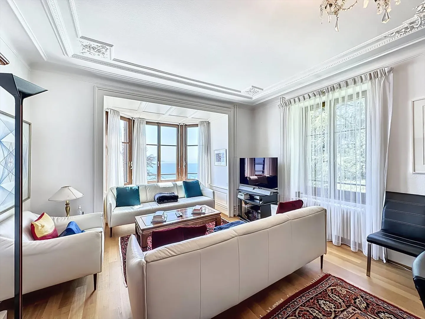 Spazioso appartamento di 5.5 locali con terrazza/giardino - Foto 2 di 12