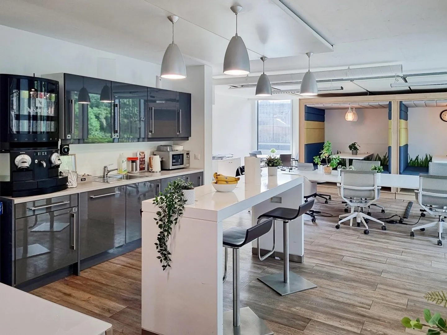 Espace de bureau ouvert pour 10 personnes à Regus City Flon - Photo 7 sur 13