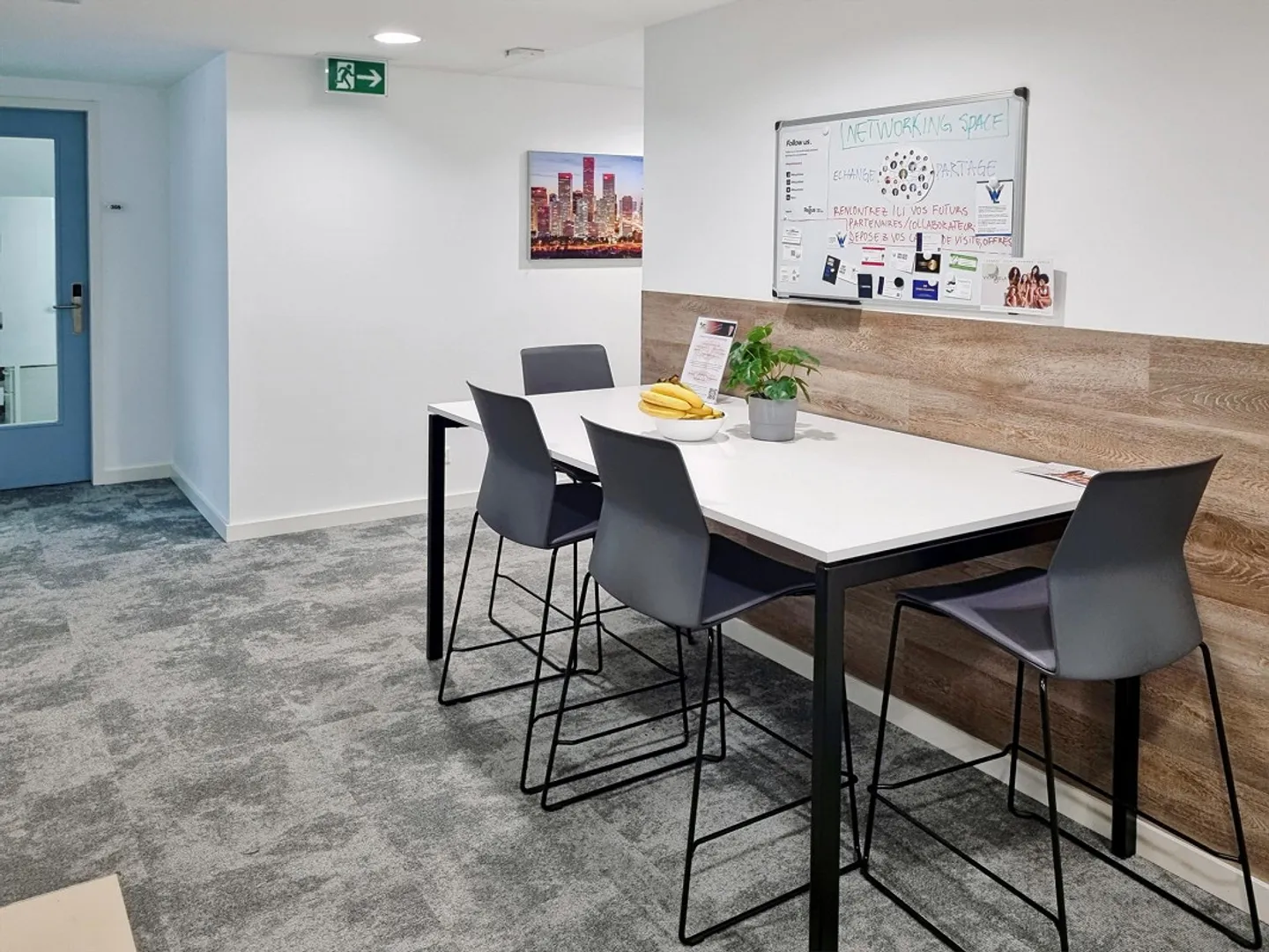 Espace de bureau ouvert pour 10 personnes à Regus City Flon - Photo 8 sur 13