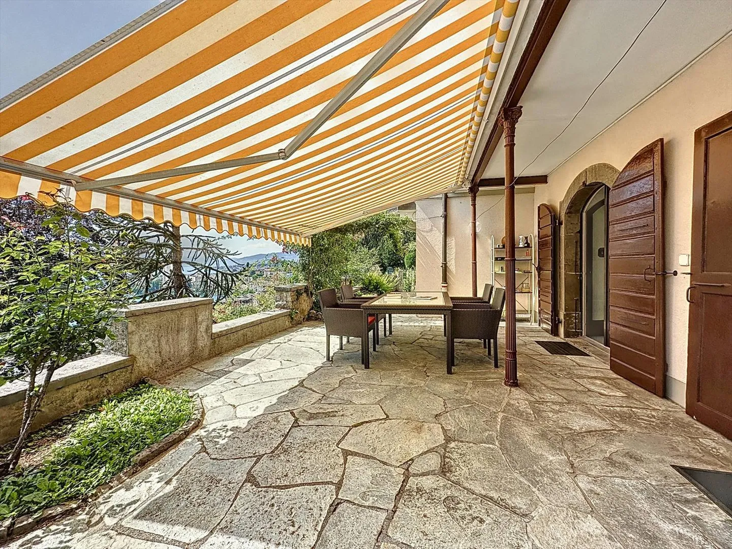 Spazioso appartamento di 5.5 locali con terrazza/giardino - Foto 11 di 12