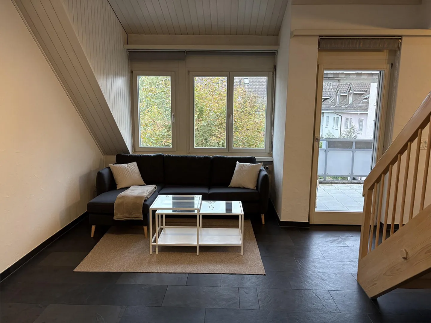 Appartamento arredato di 3,5 stanze in una posizione tranquilla a Schwerzenbach - Foto 8 di 11