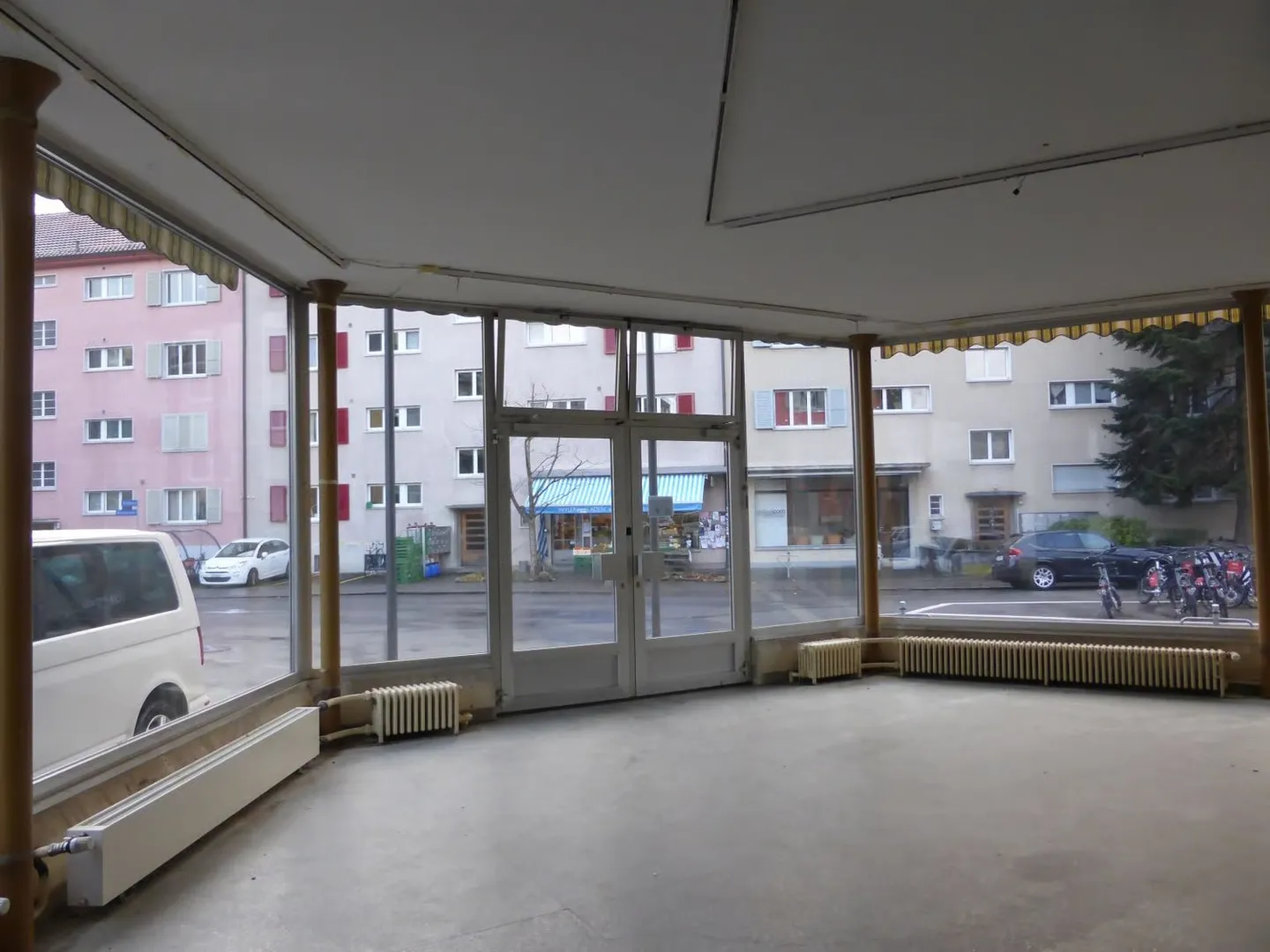 Attraktive Gewerbefläche - Foto 3 von 4
